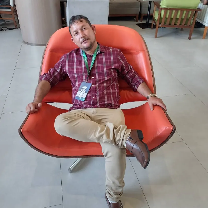 Logo IHG Transportes